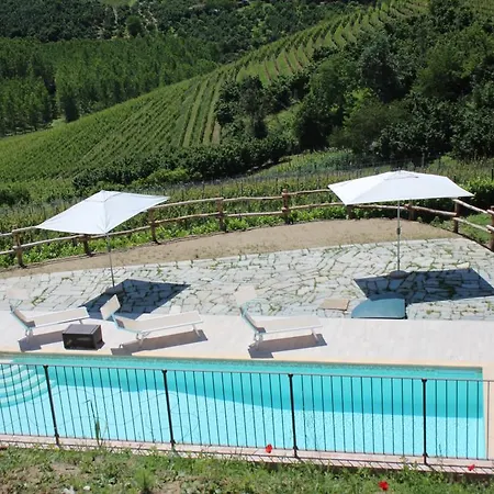 Poggio Dei Farinetti 디아노 달바