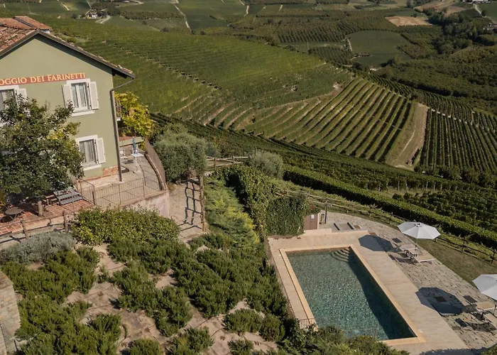 Alojamento de Acomodação e Pequeno-almoço Poggio Dei Farinetti Diano dʼAlba